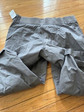 Gray Capris Pants - Comfortable Everyday Wear brand new